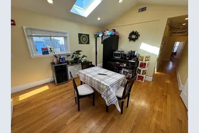 208 Holland St #2, Somerville, MA 02144 - Photo 7