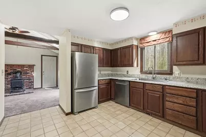 34 Sherwood Dr, Belchertown, MA 01007 - Photo 13