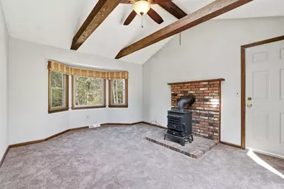 34 Sherwood Dr, Belchertown, MA 01007 - Photo 9