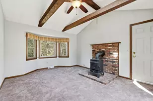 34 Sherwood Dr, Belchertown, MA 01007 - Photo 9