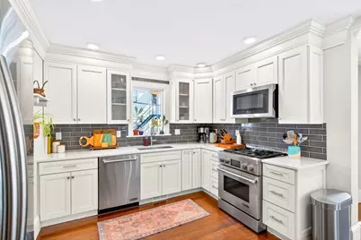 3 Rosemere Ct #1, Boston, MA 02131 - Photo 7