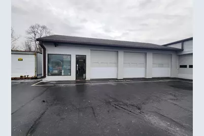 501 St. James Ave #B, Springfield, MA 01109 - Photo 1