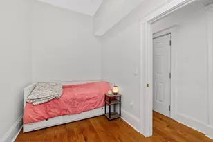 25 Bay State Rd, Boston, MA 02215 - Photo 11