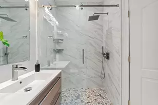 661 Bennington St, Boston, MA 02128 - Photo 9