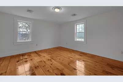 22 School St #1, Southbridge, MA 01550 - Photo 13