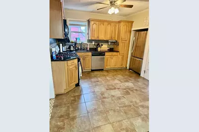 15 Waverly Ave, Everett, MA 02149 - Photo 1