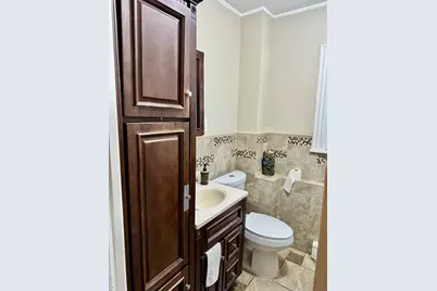 15 Waverly Ave, Everett, MA 02149 - Photo 7