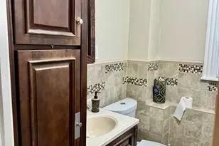 15 Waverly Ave, Everett, MA 02149 - Photo 11