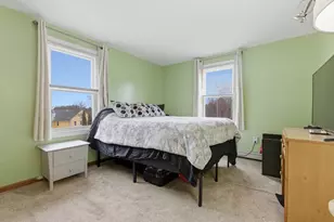 7 Webster St, Douglas, MA 01516 - Photo 9