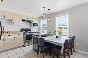 256 Broadway, Taunton, MA 02780 - Photo 19