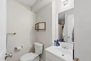 301-303 Bolton St, Boston, MA 02127 - Photo 27