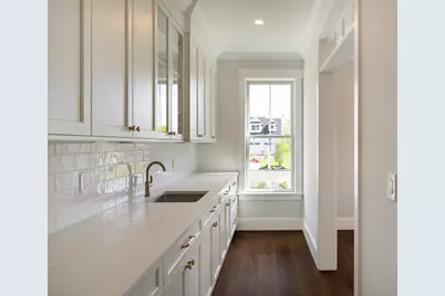 17 Wyndemere Lane, Natick, MA 01760 - Photo 11