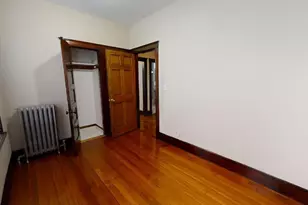 33 Bellingham St, Chelsea, MA 02150 - Photo 5