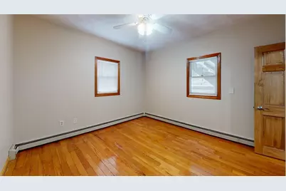 64 Paris St #1, Medford, MA 02155 - Photo 5