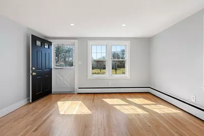 14 Sharon Dr, Falmouth, MA 02536 - Photo 9
