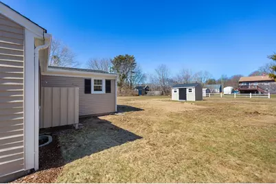 14 Sharon Dr, Falmouth, MA 02536 - Photo 3