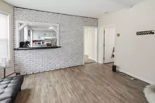 61 Cohasset St, Worcester, MA 01604 - Photo 7