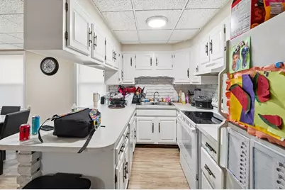 61 Cohasset St, Worcester, MA 01604 - Photo 5