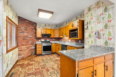 211 Lincoln St, Marlborough, MA 01752 - Photo 15