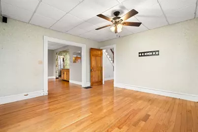 211 Lincoln St, Marlborough, MA 01752 - Photo 9