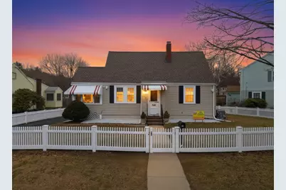 22 Black Rock, Melrose, MA 02176 - Photo 3