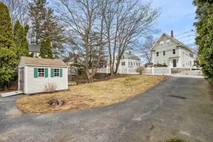 54 Rowland St, Marblehead, MA 01945 - Photo 31