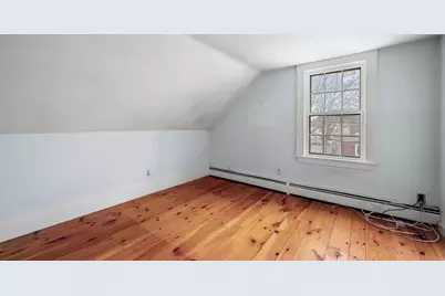 54 Rowland St, Marblehead, MA 01945 - Photo 23