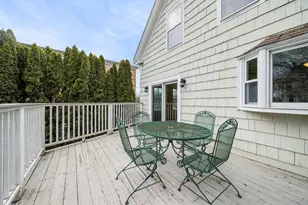 54 Rowland St, Marblehead, MA 01945 - Photo 11