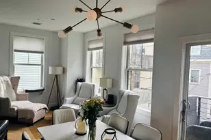 10 Spring Garden St, Boston, MA 02125 - Photo 7