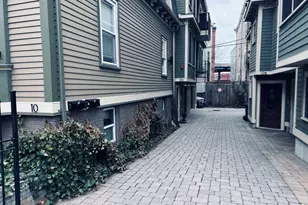 10 Spring Garden St, Boston, MA 02125 - Photo 17