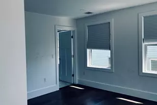 10 Spring Garden St, Boston, MA 02125 - Photo 9