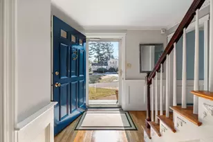 1 Lancaster Pl, Andover, MA 01810 - Photo 5