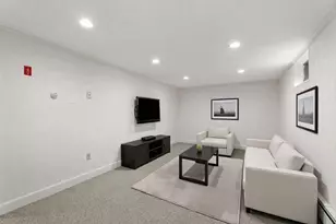 1 Lancaster Pl, Andover, MA 01810 - Photo 27