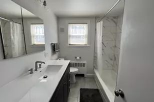 375 Elm St, Braintree, MA 02184 - Photo 9