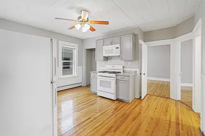 10 Ellsworth St, Worcester, MA 01610 - Photo 19