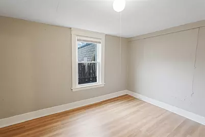 10 Ellsworth St, Worcester, MA 01610 - Photo 13