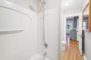 10 Ellsworth St, Worcester, MA 01610 - Photo 7