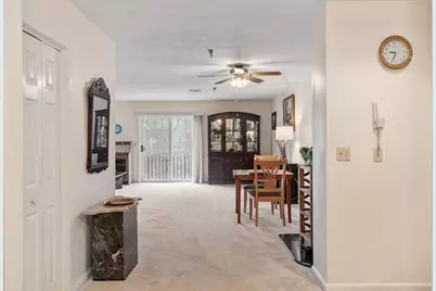 21 Dallas Dr #301, Dracut, MA 01826 - Photo 11