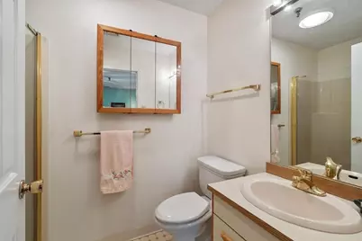 21 Dallas Dr #301, Dracut, MA 01826 - Photo 17