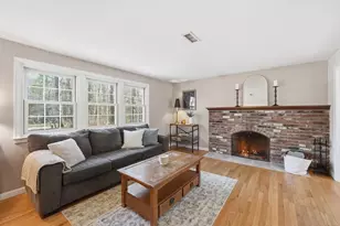 37 Woodlawn Dr, Sturbridge, MA 01566 - Photo 13