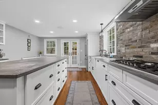 69 Jennings Rd, Waltham, MA 02451 - Photo 3