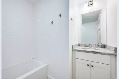 52 Sanborn #7, Reading, MA 01867 - Photo 11