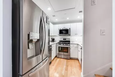 52 Sanborn #7, Reading, MA 01867 - Photo 17