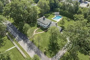 23 Parkwood Dr, Milton, MA 02186 - Photo 3