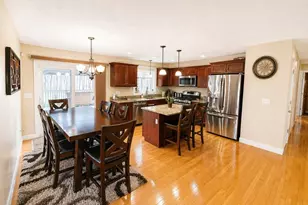 124 N Walker St, Taunton, MA 02780 - Photo 3