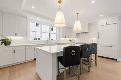 237 California St, Newton, MA 02456 - Photo 3