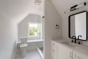 237 California St, Newton, MA 02456 - Photo 35