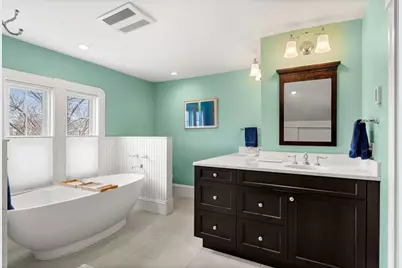 133 Elmwood Rd #2, Swampscott, MA 01907 - Photo 27