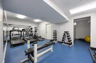 1731 Beacon St, Brookline, MA 02445 - Photo 27