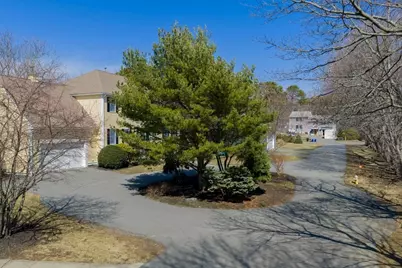 126 Lafayette St, Marblehead, MA 01945 - Photo 29